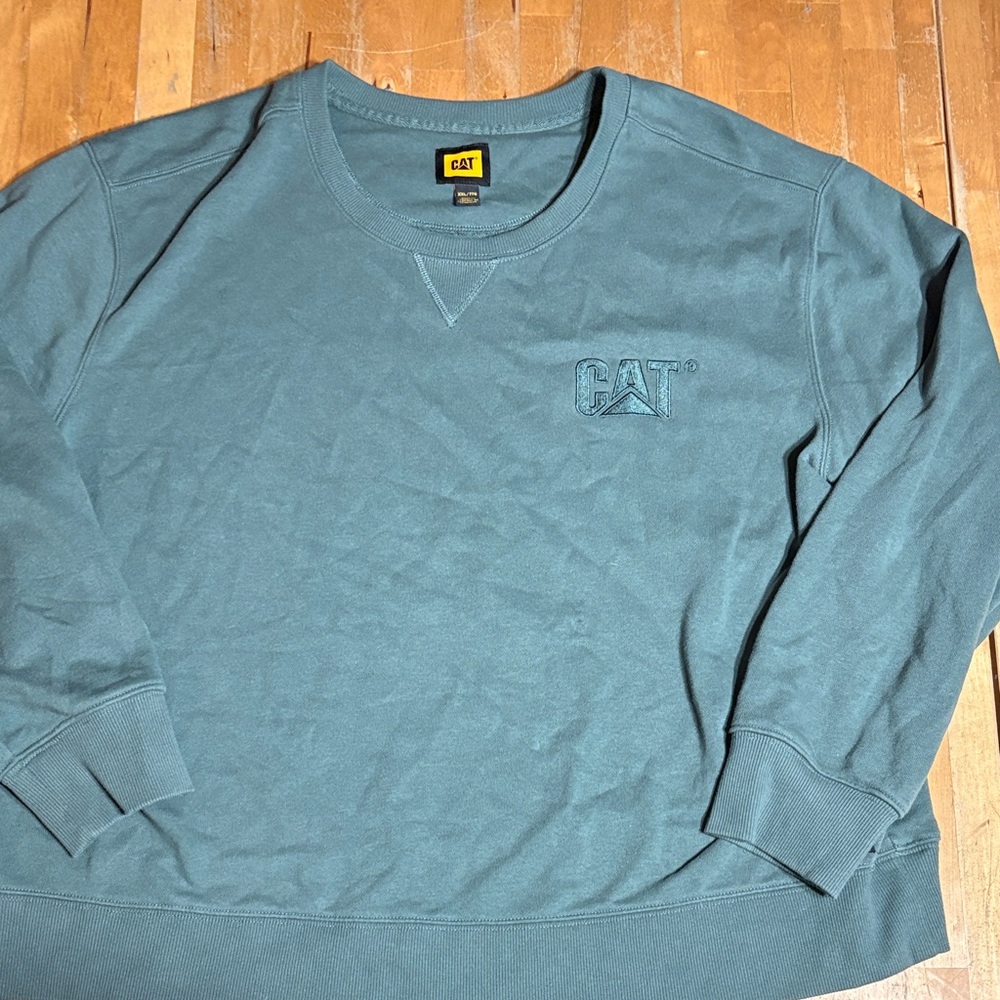 Women’s CAT crewneck sweatshirt